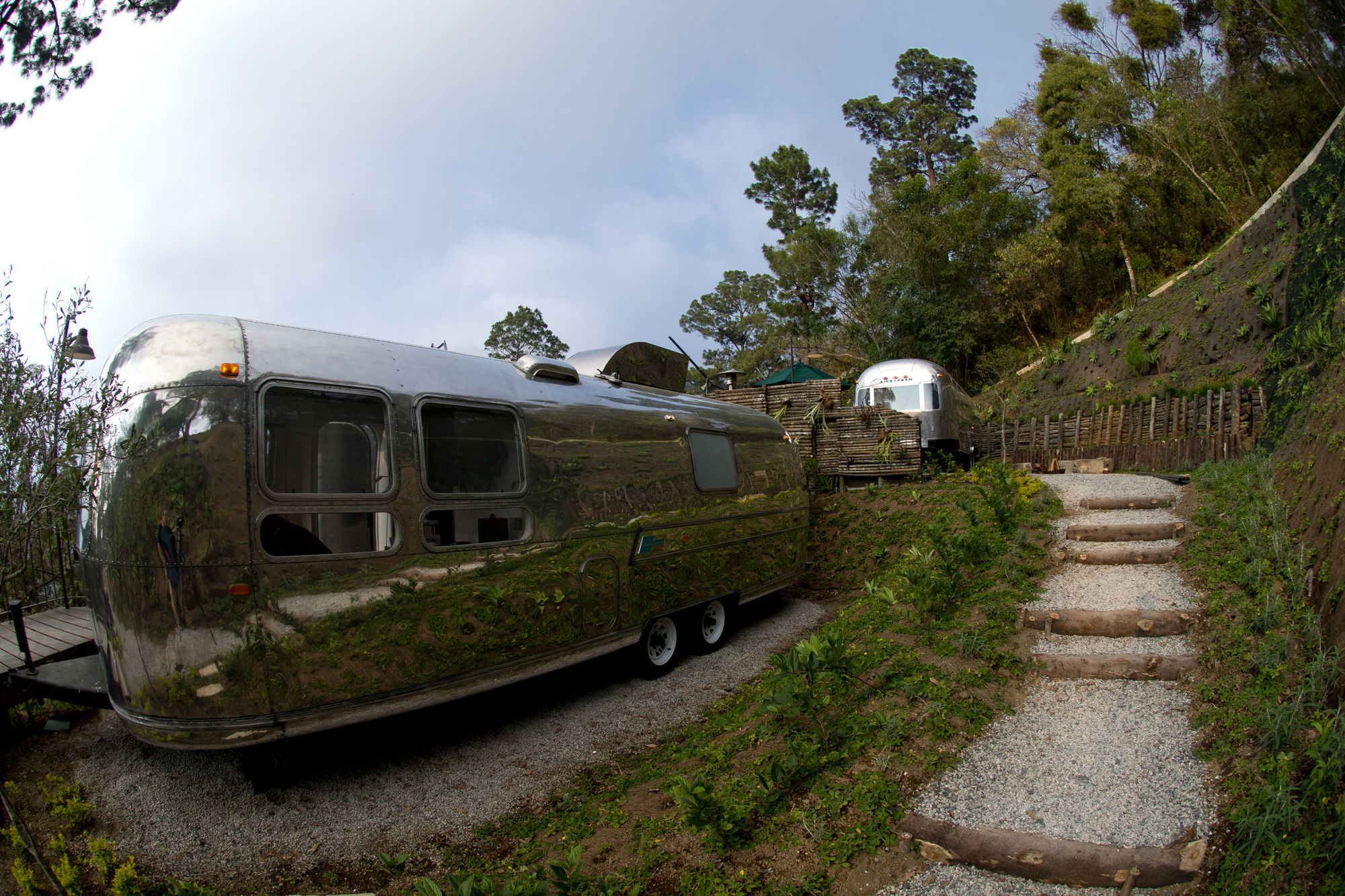 Hotel Museo Spa Casa Santo Domingo Antigua Esterno foto Airstream trailer at the 2008 Monterey Bay Air & Film Festival